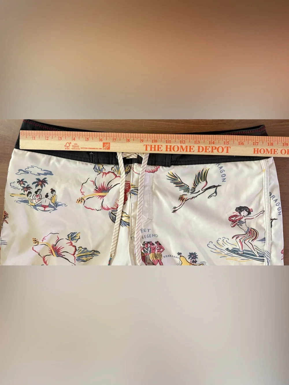 Quiksilver Highline Zen Lined Boardshorts Mens 34 Japan Hawaii Print